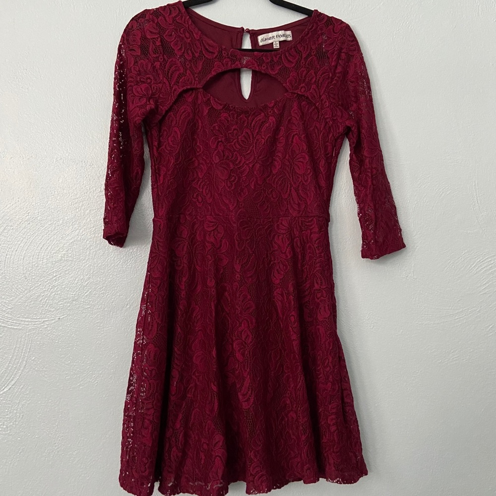 Maroon 3/4 sleeve dress